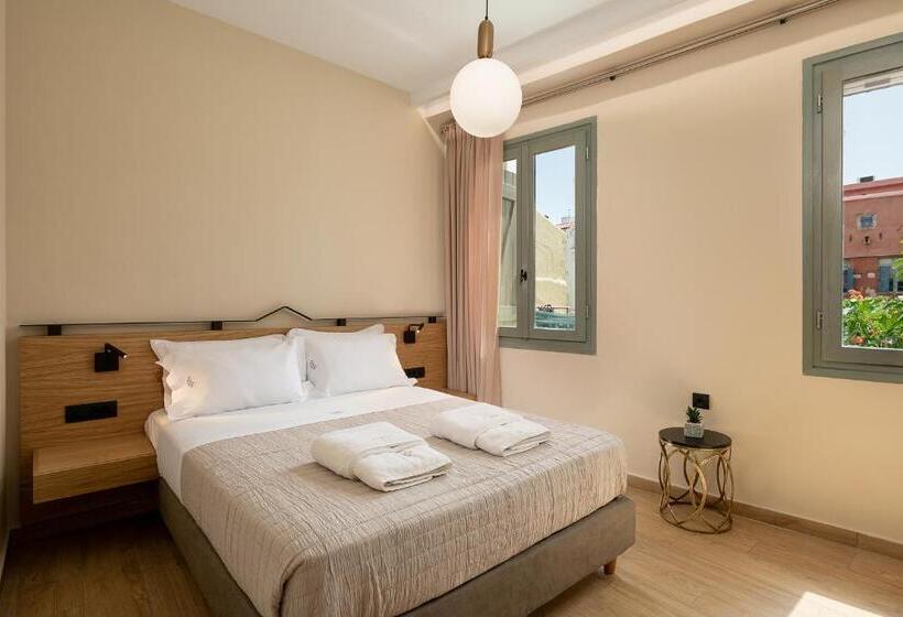 Номер Deluxe, Aoria Estate Old Port