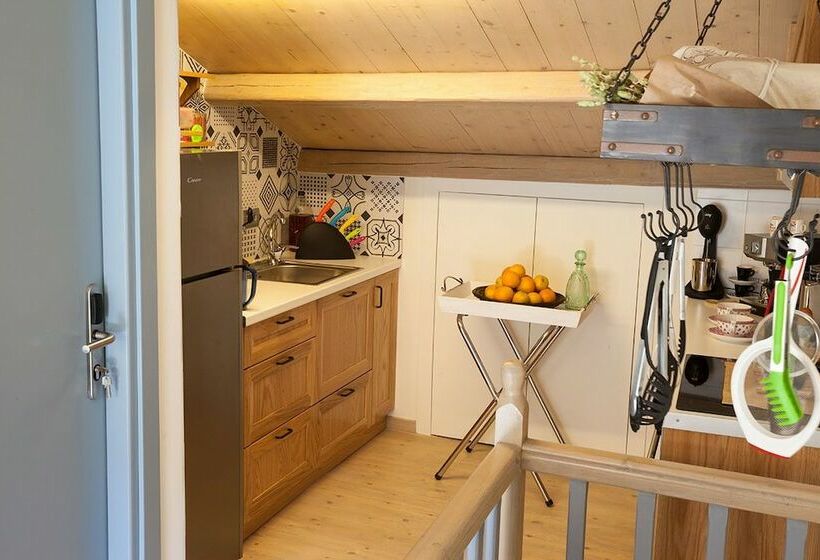 חדר אקונומי, Nafplion 1841