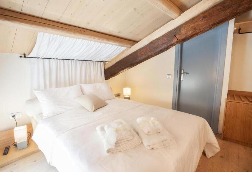 חדר אקונומי, Nafplion 1841