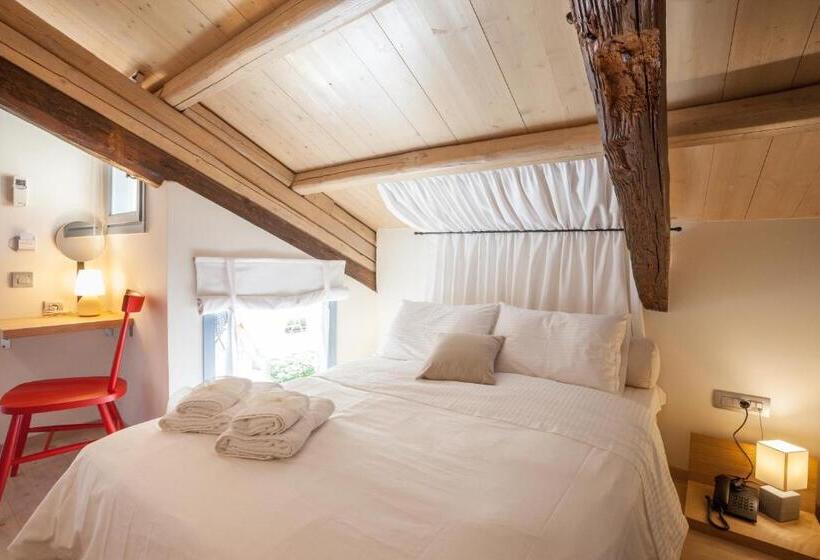 חדר אקונומי, Nafplion 1841