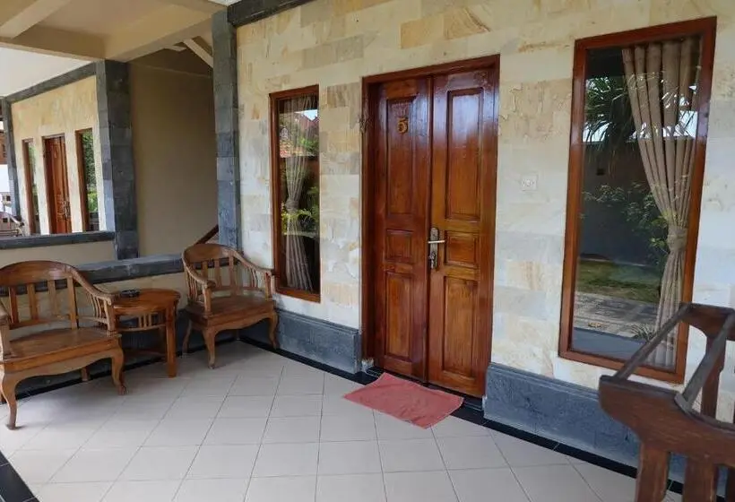اتاق لوکس با چشم‌انداز باغ, Nusa Indah Bungalow