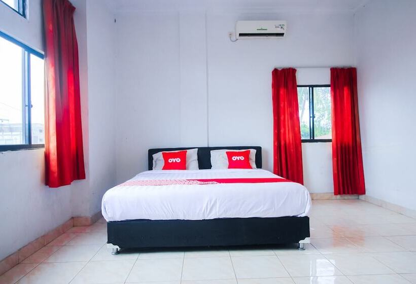 غرفة ديلوكس, Oyo 1969 Wisma Sari