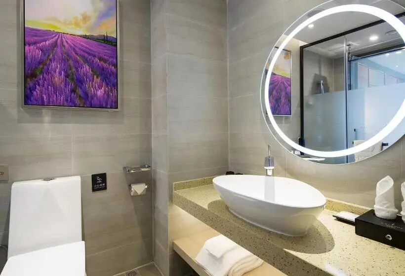 キングサイズベッドのデラックスルーム, Lavande Hotel Zhangjiajie Tianmenshan Dayongfucheng