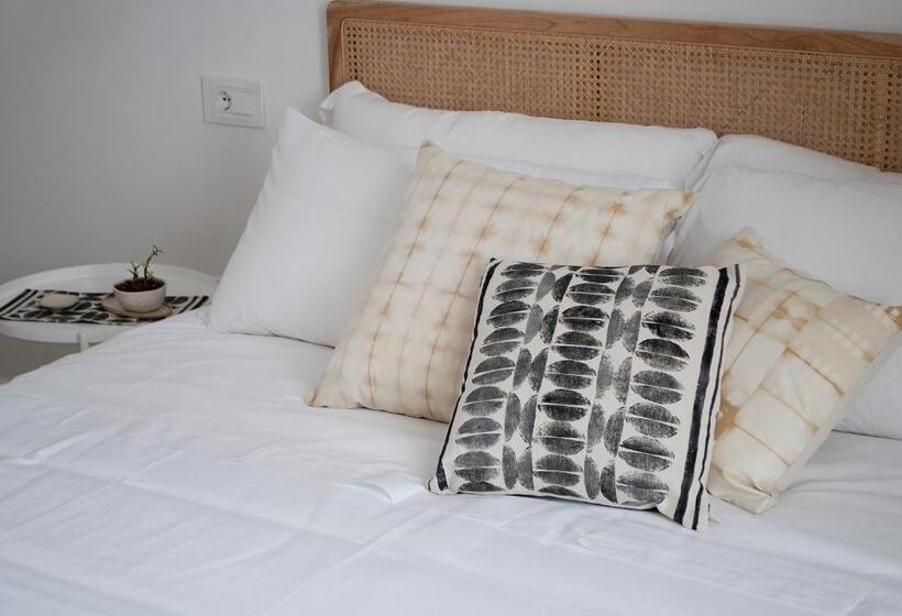 スタンダードルーム, L'alighieri