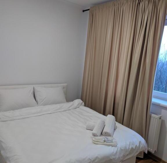 اتاق استاندارد با سرویس بهداشتی مشترک, Mirage