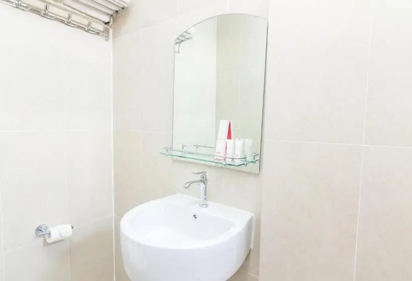 اتاق استاندارد, Capital O 1867 Kara Guest House