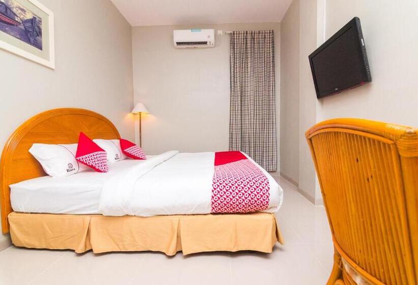 Quarto Deluxe, Capital O 1867 Kara Guest House