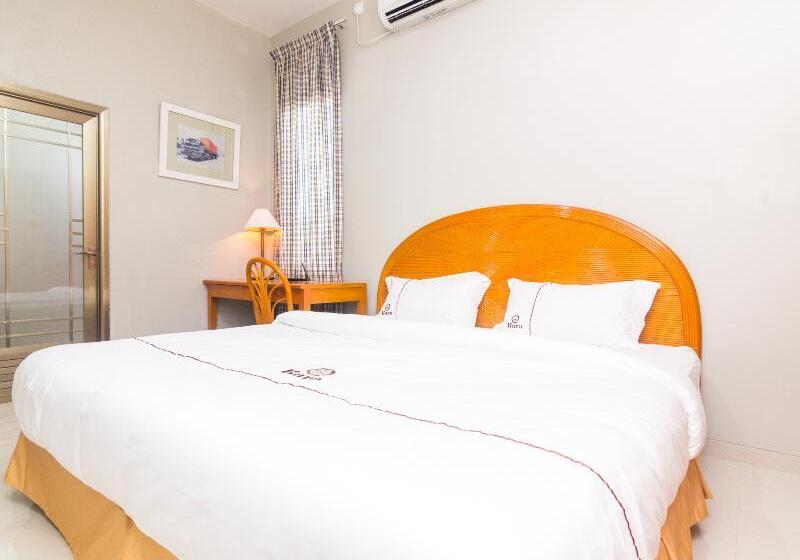 スタンダードルーム, Capital O 1867 Kara Guest House