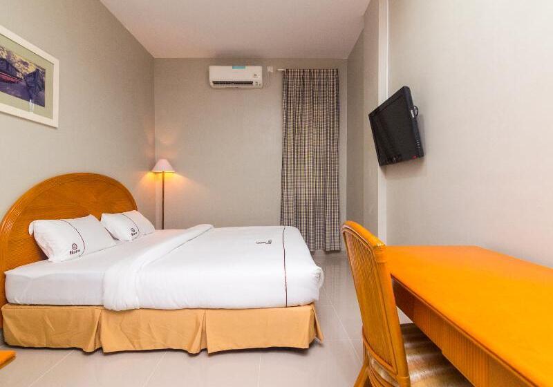 Quarto Deluxe, Capital O 1867 Kara Guest House