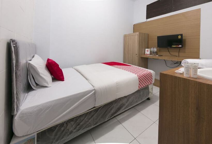 Habitación Estàndard Individual, Oyo 1935  Diamond Inn Makassar