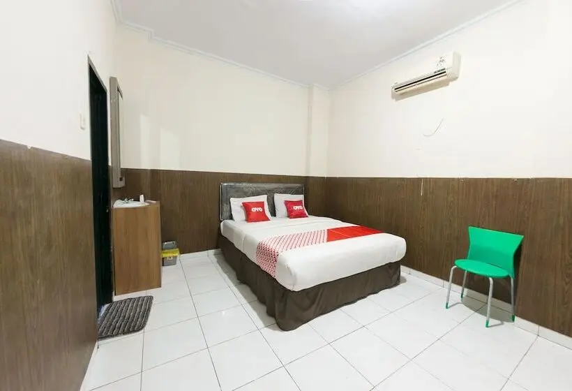 デラックスルーム, Oyo 1935  Diamond Inn Makassar