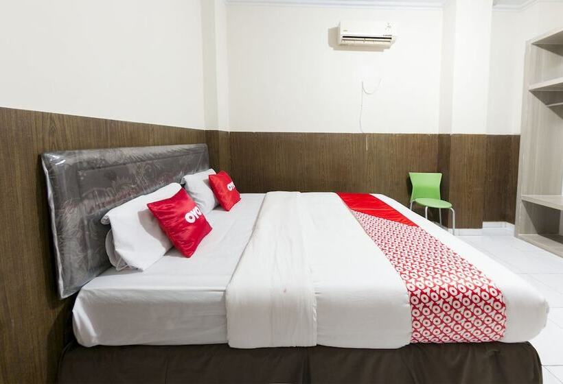 Habitació Deluxe, Oyo 1935  Diamond Inn Makassar