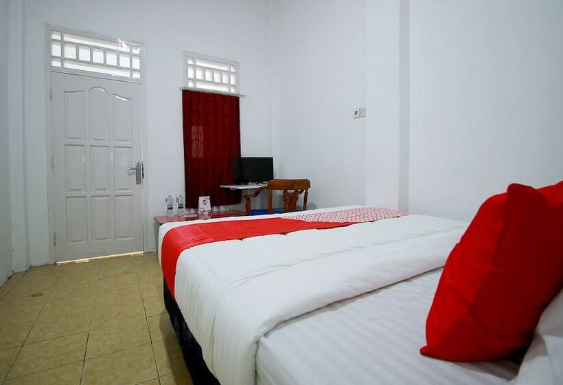 اتاق استاندارد, Oyo 1981 Unib Kostel