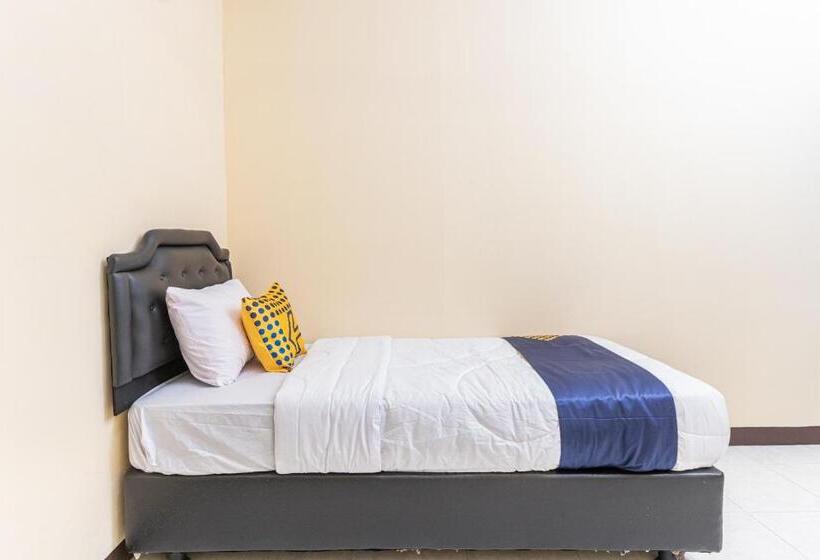 Quarto Estandar Individual, Spot On 1990 Pondok Ripuji