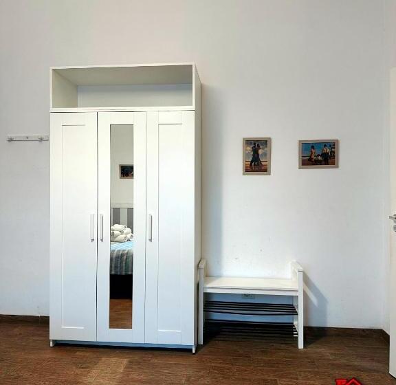 اتاق استاندارد, Guest House La Maddalena