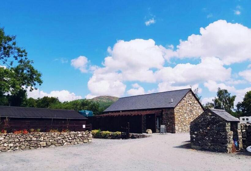 חדר משפחתי חדר אמבטיה משותף, Private Room At Torrent Walk Bunkhouse In Snowdonia