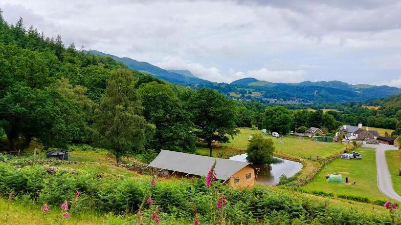 חדר משפחתי חדר אמבטיה משותף, Private Room At Torrent Walk Bunkhouse In Snowdonia