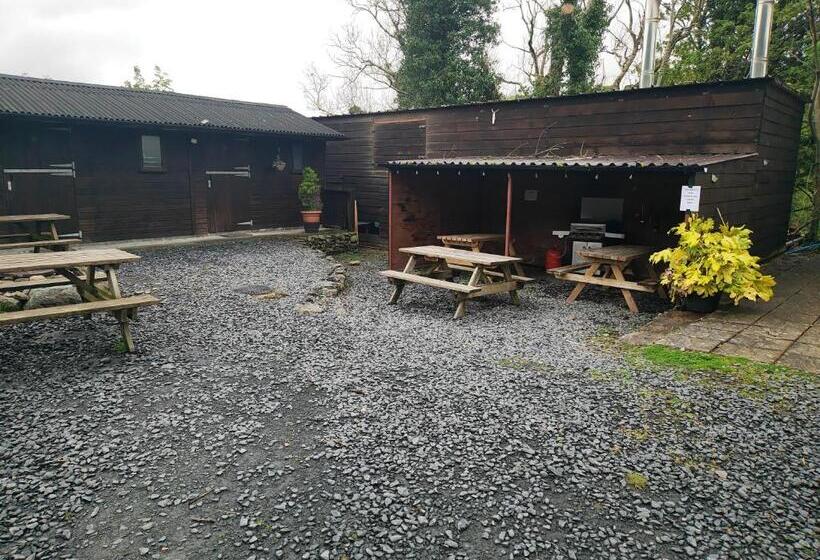 Семейный Номер Совместный Санузел, Private Room At Torrent Walk Bunkhouse In Snowdonia
