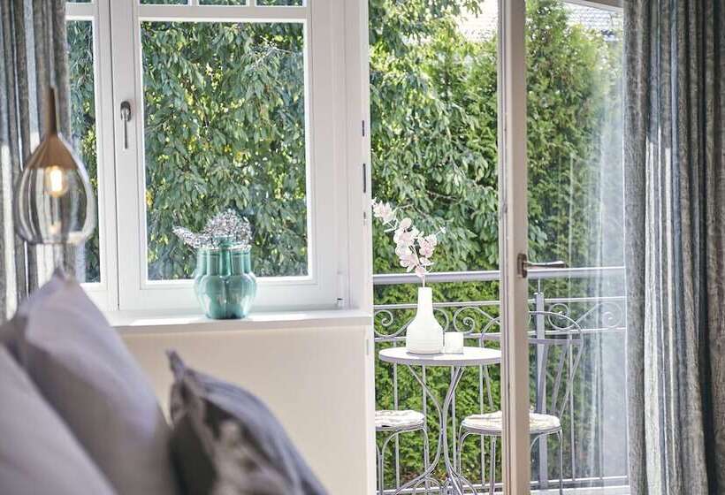 디럭스 룸, Buiterling