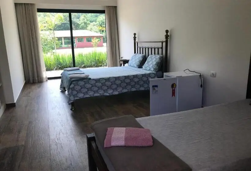 スタンダード４人部屋, Espaço Casa Na Rocha