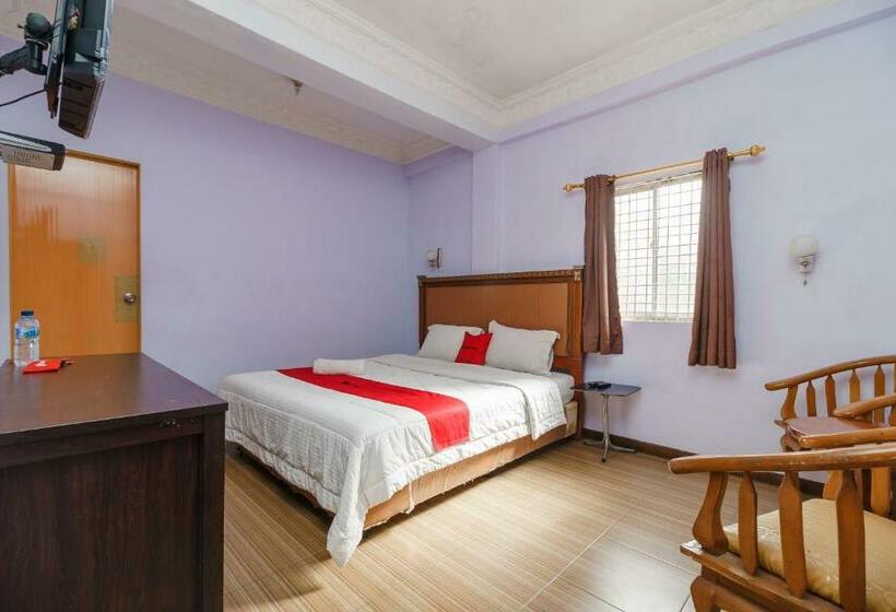 Номер Стандарт, Reddoorz @ Parapat