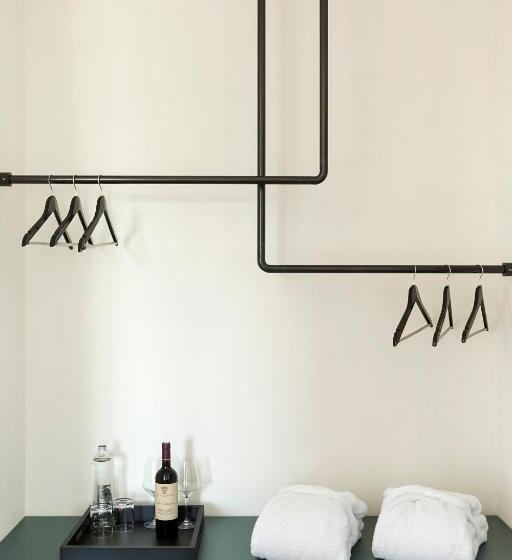 标准间, Dai Gresy - In Langa