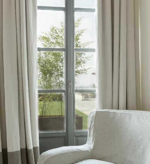 适合残疾人使用的标准间, Dai Gresy - In Langa