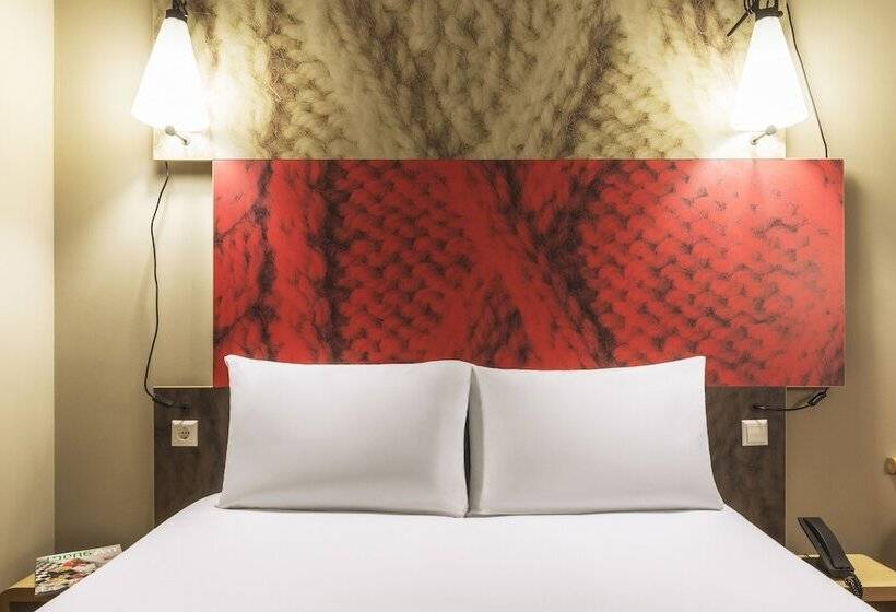 اتاق سوپریور با بالکن, Ibis Tbilisi Stadium