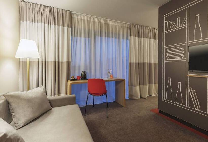 سوییت جونیور, Ibis Tbilisi Stadium