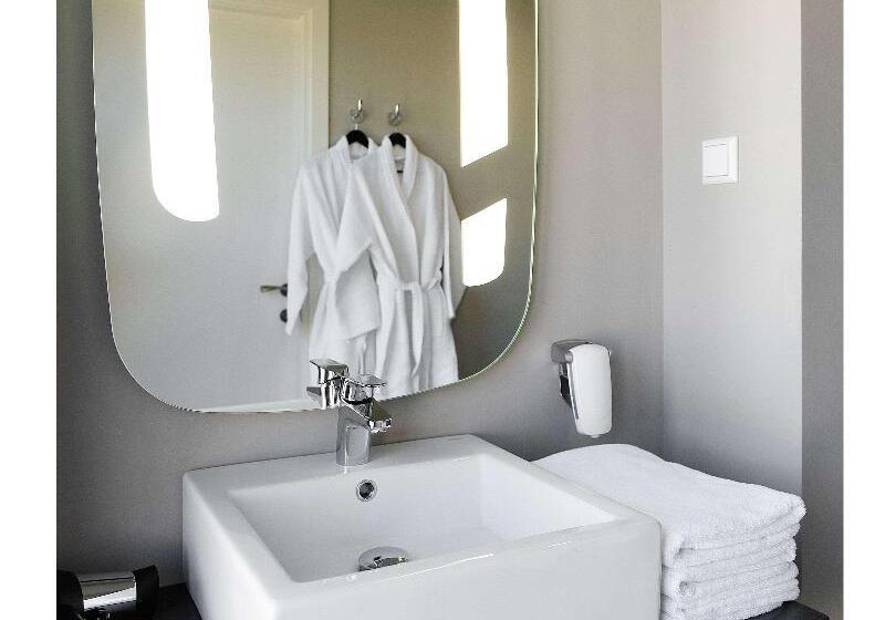 سوییت جونیور, Ibis Tbilisi Stadium