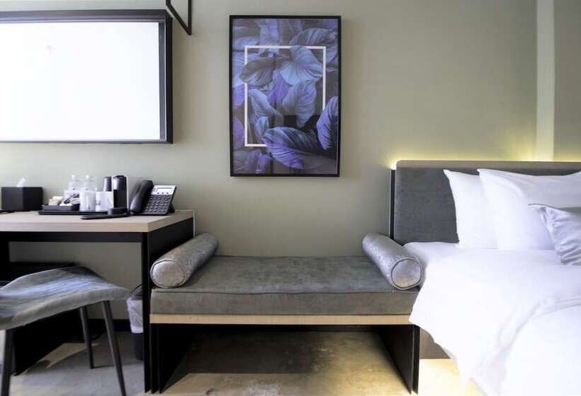 اتاق لوکس با تخت بزرگ, Nuve Elements