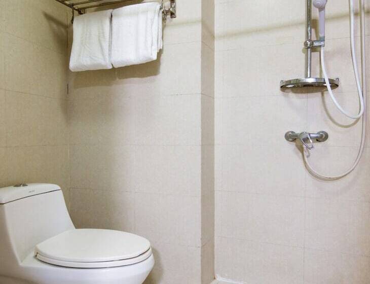 スタンダードルーム, Oyo 416 Lucky