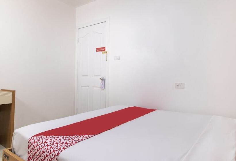 スタンダードルーム, Oyo 416 Lucky