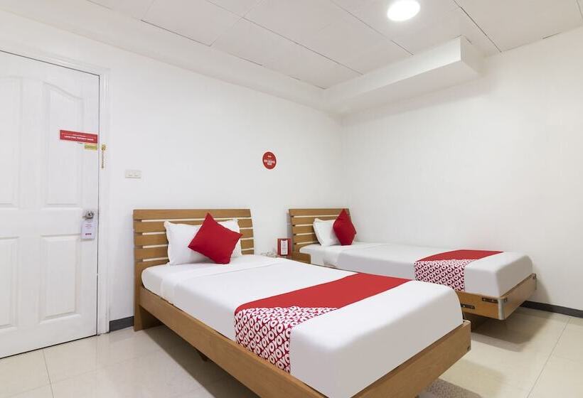 スタンダードルーム, Oyo 416 Lucky