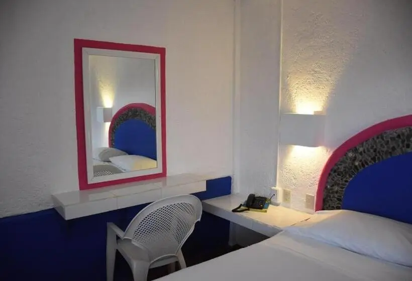 スタンダードシングルルーム, Pachuca Inn