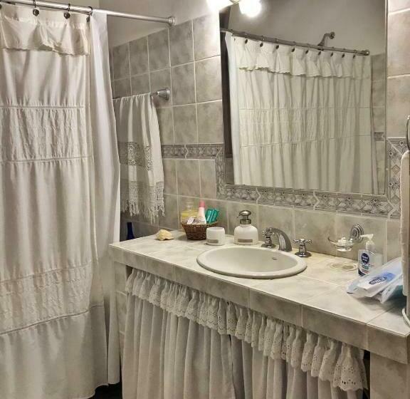 جناح مطلّ علي الحديقة, Casa De Aitona Bodega Zubizarreta