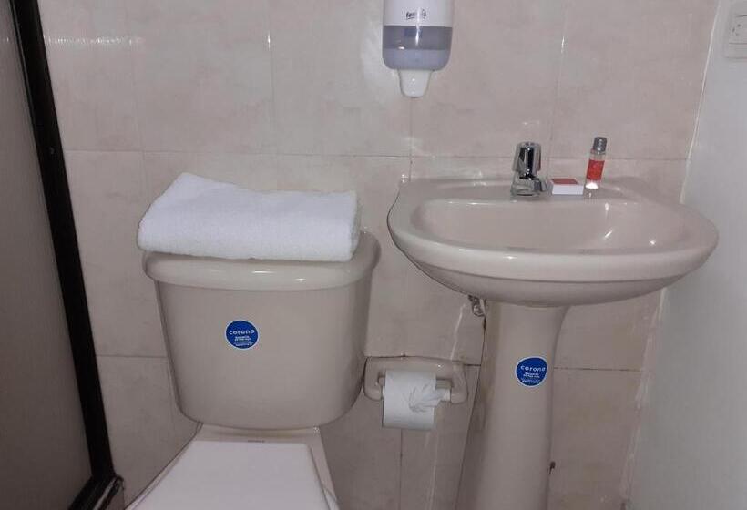 اتاق استاندارد سه نفره, Gran Hotel Coral