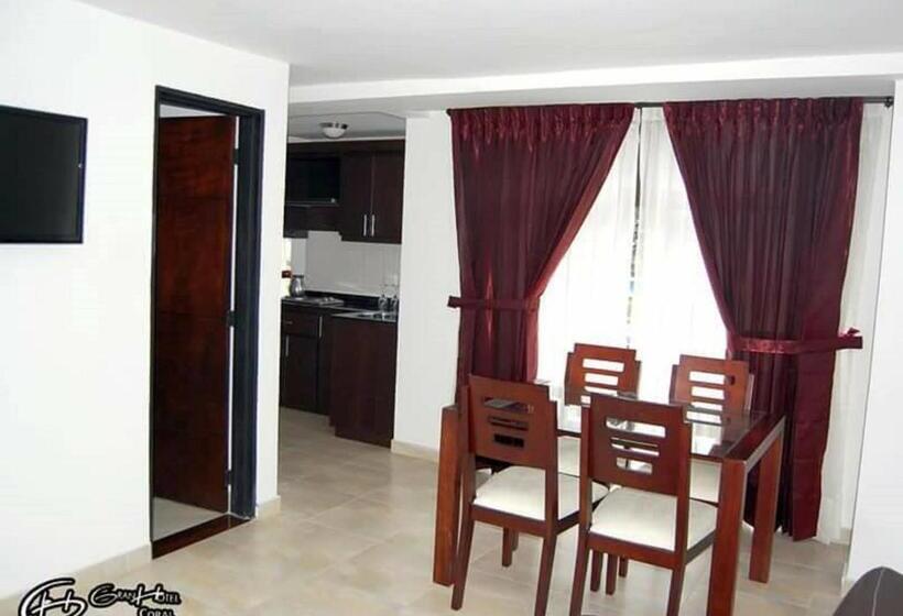 استودیوی لوکس, Gran Hotel Coral