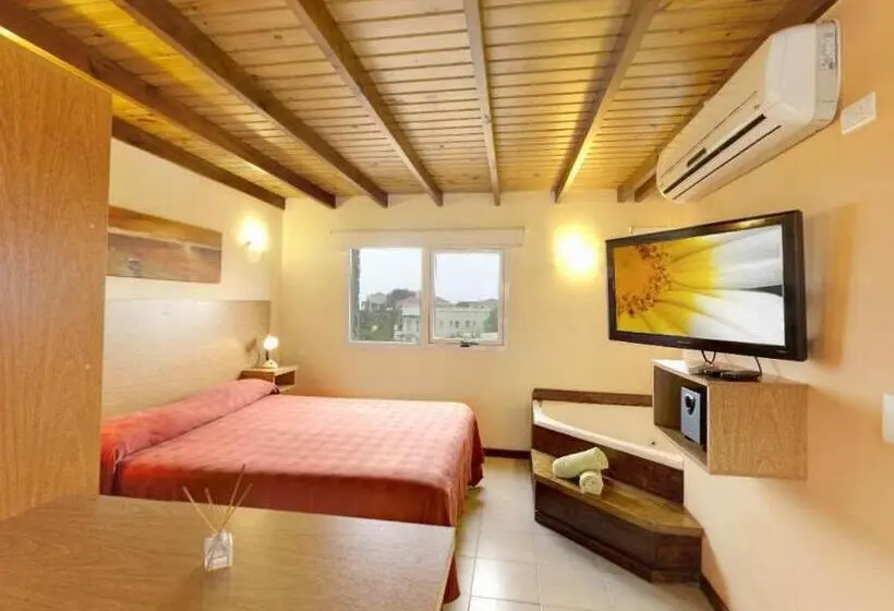 استودیوی لوکس, Oasis Apart Spa