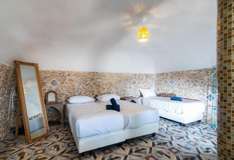 كابينة, The Dream Compound  By Biankini