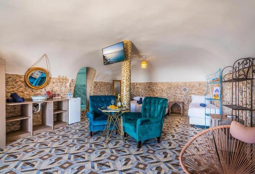 كابينة, The Dream Compound  By Biankini