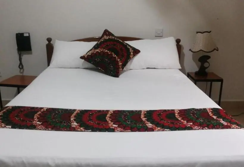 اتاق سوپریور, White Castle Hotel Arua