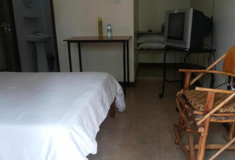 اتاق استاندارد, White Castle Hotel Arua