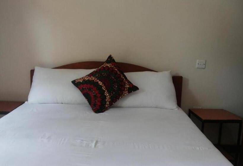اتاق استاندارد, White Castle Hotel Arua