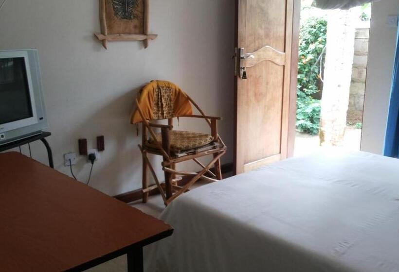 اتاق استاندارد, White Castle Hotel Arua