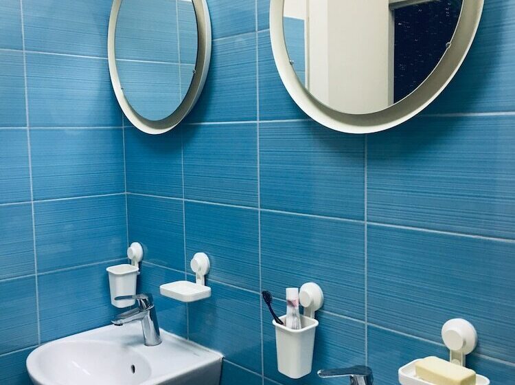 エコノミールーム, Pasternak Hostel