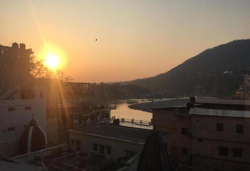 Quarto Deluxe, Bluestays Hostel