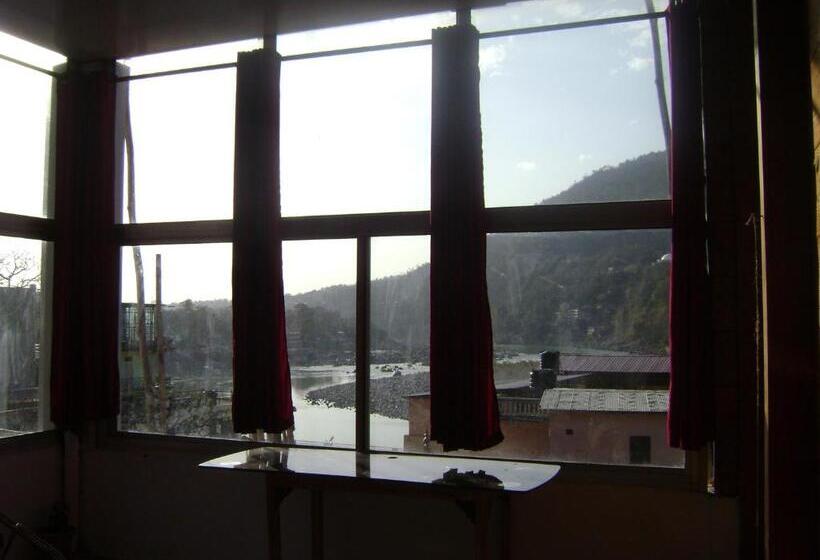 Quarto Deluxe, Bluestays Hostel