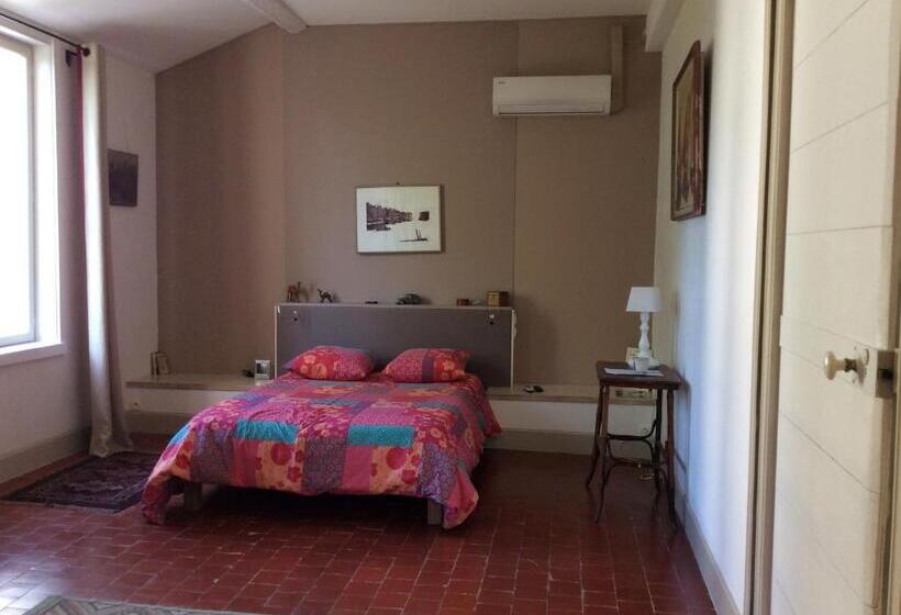 스탠다드 룸 공동 욕실, Grand Argence