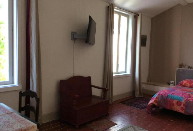 스탠다드 룸 공동 욕실, Grand Argence